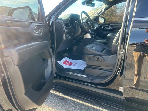 Used 2024 Chevrolet Tahoe LT image 10