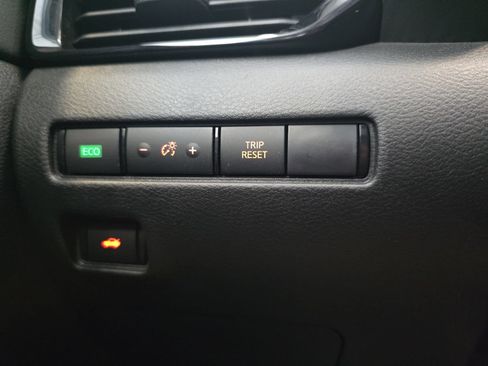 Used 2023 Nissan Sentra SV w/ All-Weather Package FWD image 20