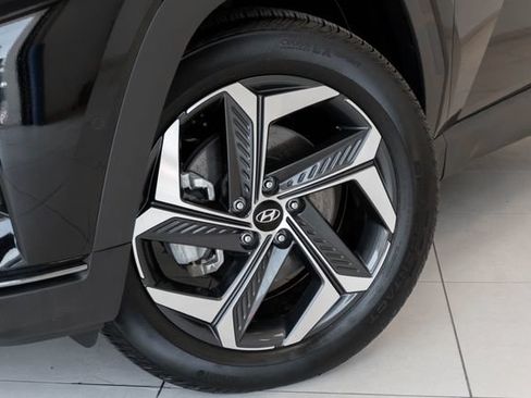 Used 2024 Hyundai Tucson Limited AWD/4WD image 2