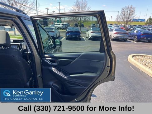 Used 2023 Subaru Forester Premium AWD/4WD image 55