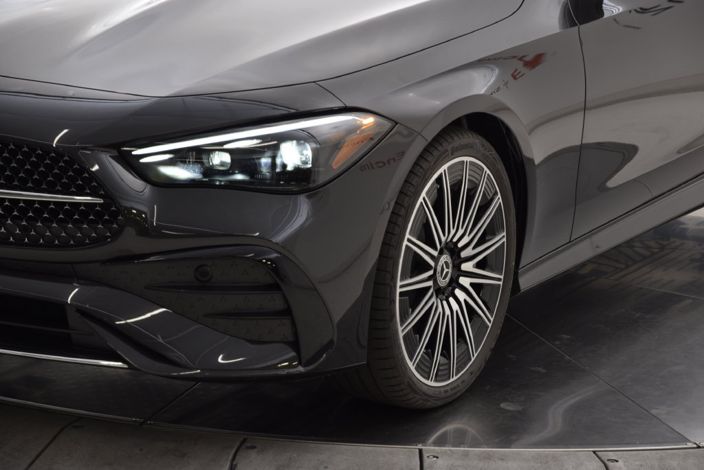 New 2026 Mercedes-Benz CLE 450 4MATIC Coupe image 11