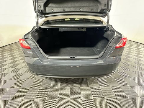 Used 2025 Toyota Camry SE w/ Convenience Package FWD image 31