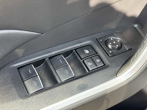 Used 2025 Toyota RAV4 XLE Premium FWD image 20