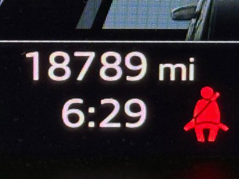 Used 2023 Audi Q4 e-tron Premium Plus w/ Premium Plus image 27