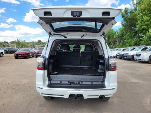Used 2024 Toyota 4Runner Limited AWD/4WD image 29