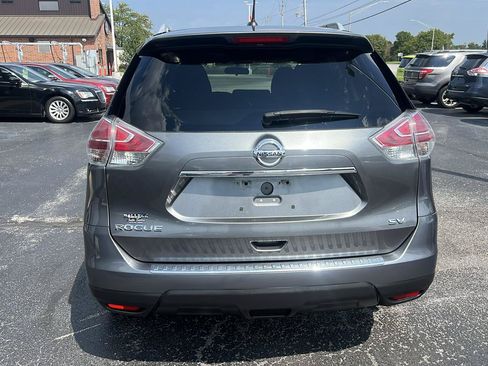 Used 2016 Nissan Rogue SV FWD image 4
