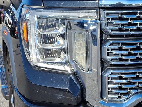 Used 2020 GMC Sierra 2500 Denali image 9