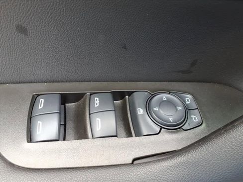 Used 2025 Chevrolet Blazer LT image 54