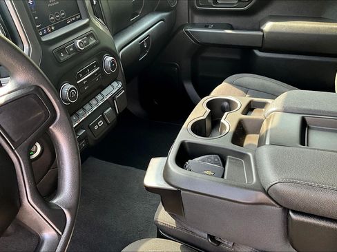 Used 2024 Chevrolet Silverado 2500 Custom w/ Custom Value Package AWD/4WD image 11