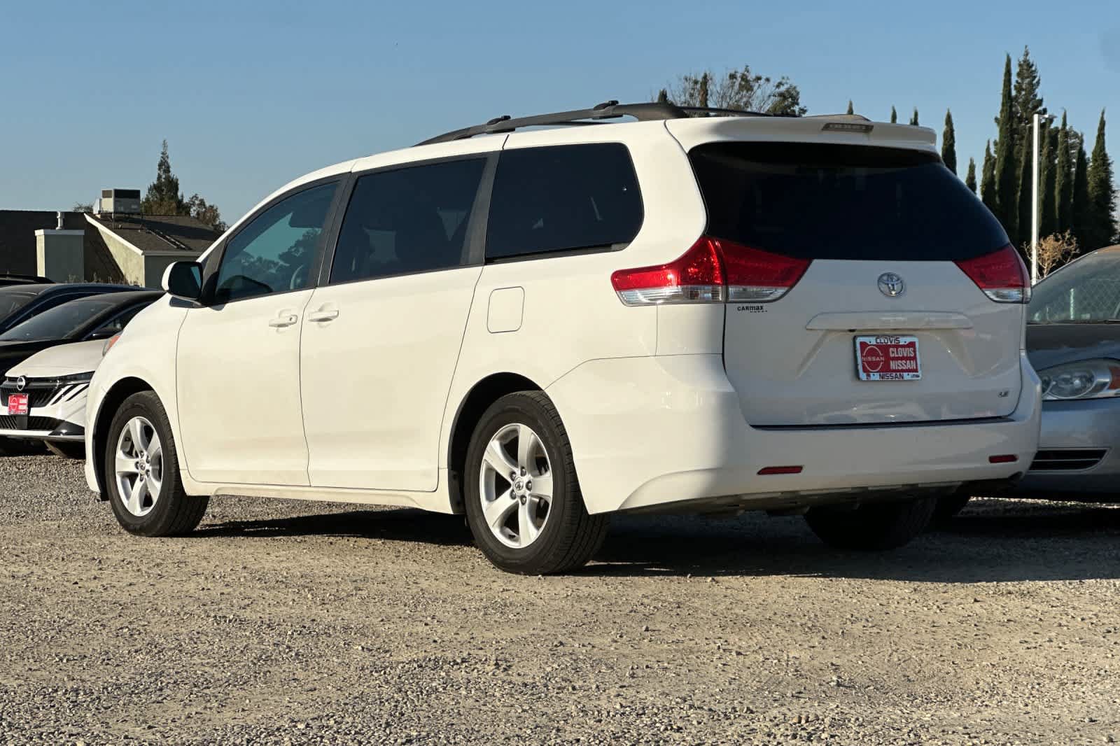 Used 2011 Toyota Sienna LE FWD image 7