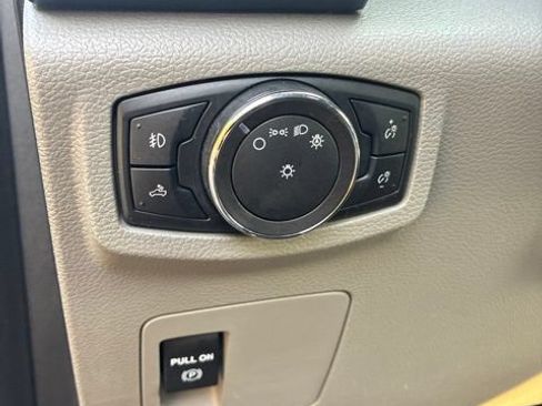 Used 2018 Ford F150 XL w/ Equipment Group 101A Mid AWD/4WD image 7