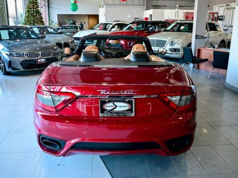 Used 2018 Maserati GranTurismo Convertible image 8