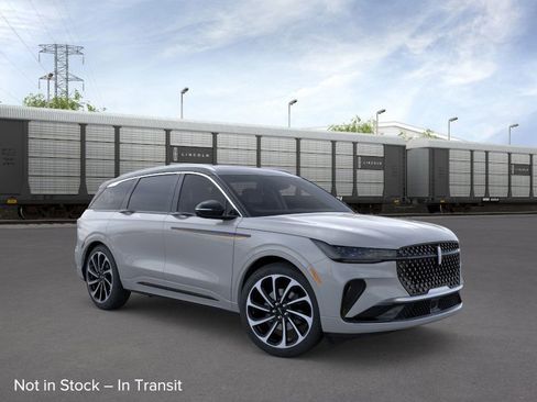 New 2026 Lincoln Nautilus Black Label AWD/4WD image 7