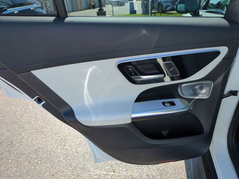Certified 2026 Mercedes-Benz GLC 300 4MATIC image 30