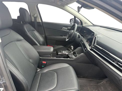 Used 2024 Kia Sportage EX image 15