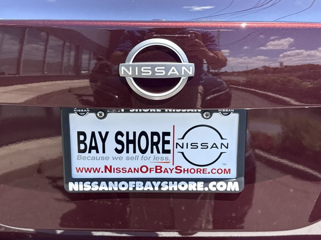 Certified 2025 Nissan Sentra SV FWD image 11