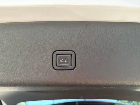 Certified 2023 Chevrolet Traverse RS AWD/4WD image 29