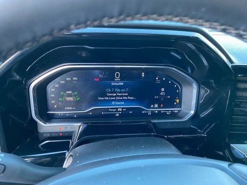 Used 2024 Chevrolet Silverado 1500 High Country image 30