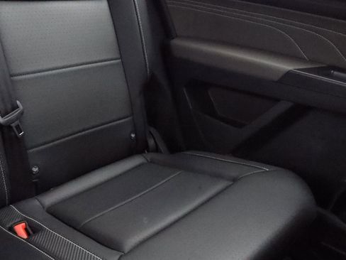 Used 2023 Volkswagen Atlas Cross Sport SEL R-Line AWD/4WD image 14