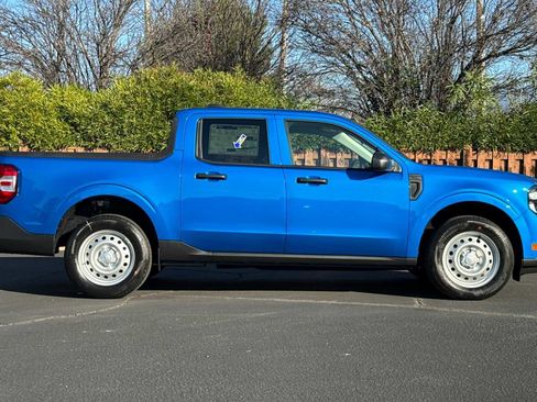 New 2026 Ford Maverick XL image 3