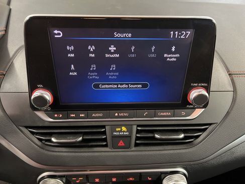 Used 2021 Nissan Altima 2.5 SR w/ SR Premium Package image 11