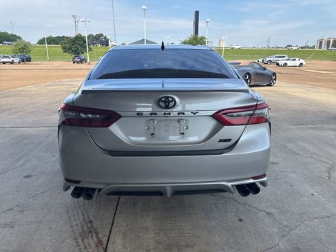 Used 2023 Toyota Camry XSE FWD image 6
