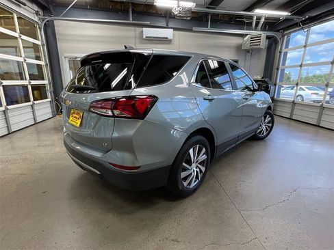 Used 2023 Chevrolet Equinox LT FWD image 5