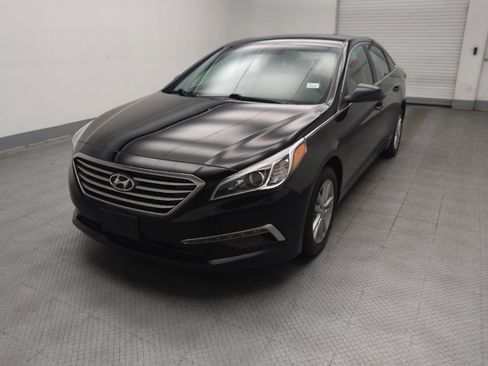 Used 2015 Hyundai Sonata SE w/ Option Group 09 FWD image 15