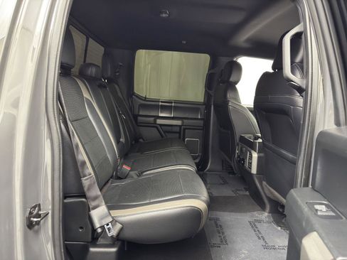 Used 2018 Ford F150 Raptor w/ Equipment Group 802A Luxury image 34