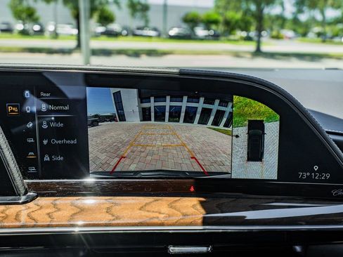Used 2024 Cadillac Escalade ESV Sport Platinum w/ LPO, ONYX Package AWD/4WD image 29
