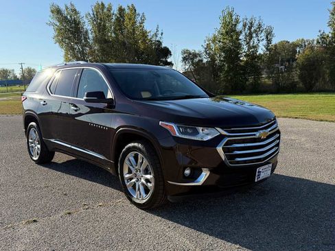 Used 2021 Chevrolet Traverse High Country w/ LPO, Floor Liner Package image 2
