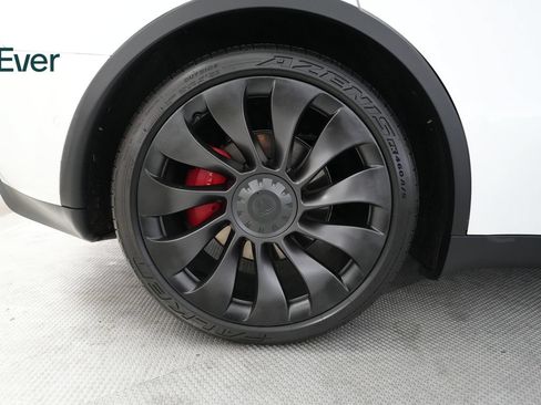 Used 2021 Tesla Model Y Performance AWD/4WD image 22