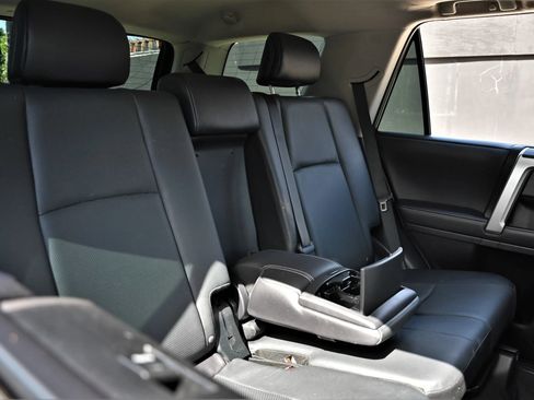 Used 2022 Toyota 4Runner Limited RWD image 20