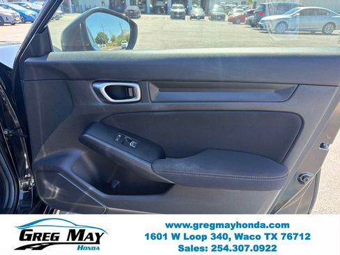 Used 2023 Honda Civic Sport image 28