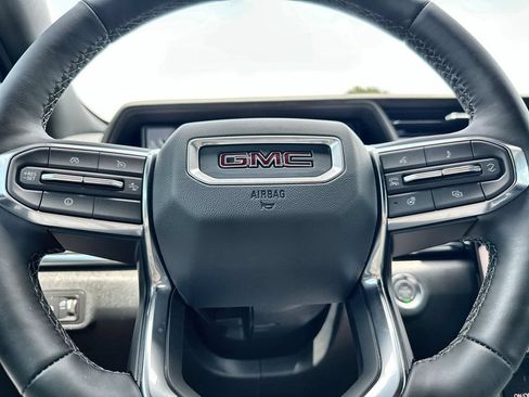 New 2026 GMC Terrain Elevation w/ Black Edition FWD image 33