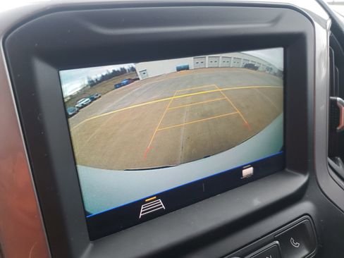 Used 2022 Chevrolet Silverado 1500 Custom w/ LPO, Dark Essentials Package AWD/4WD image 22