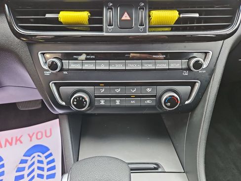 Used 2019 Kia Optima LX FWD image 18