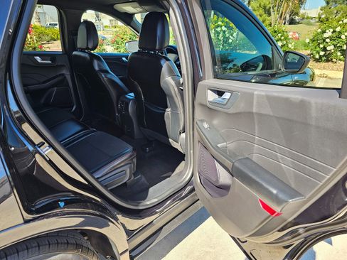 Used 2024 Ford Escape ST-Line image 26
