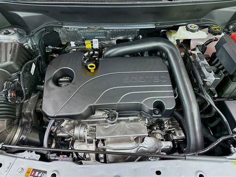 New 2026 Chevrolet Equinox RS w/ LPO, Floor Liner Package image 31