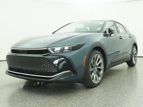 New 2026 Toyota Crown Limited image 8