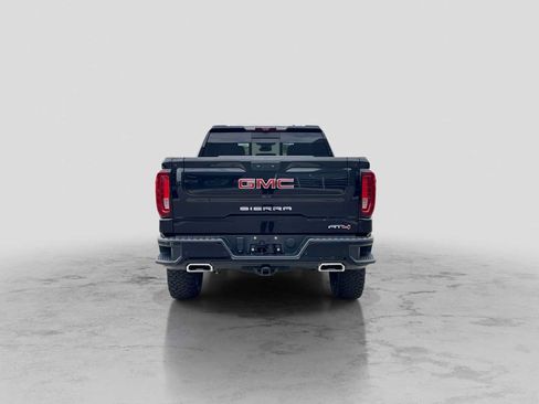 Used 2023 GMC Sierra 1500 AT4 w/ Technology Package AWD/4WD image 5