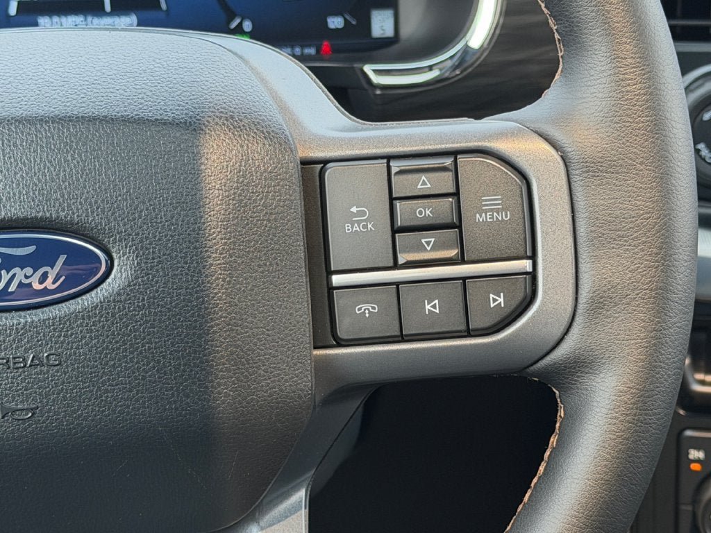 Used 2025 Ford F150 Lariat w/ FX4 Off-Road Package AWD/4WD image 24