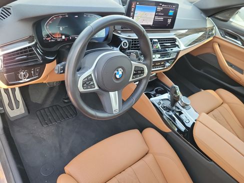 Used 2023 BMW 540i w/ M Sport Package RWD image 18