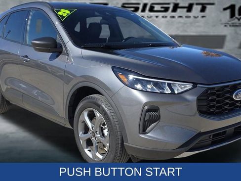 Used 2025 Ford Escape ST-Line image 8