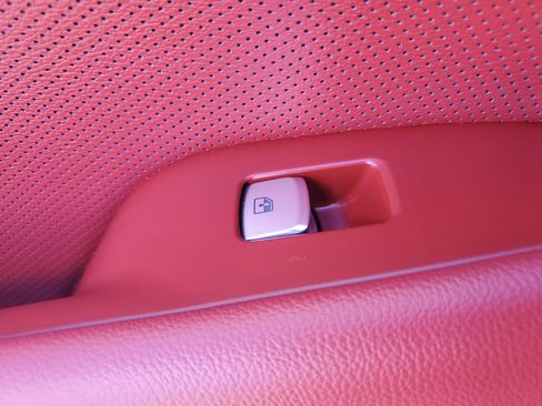 Used 2023 Genesis G70 2.0T w/ Sport Prestige Package image 13