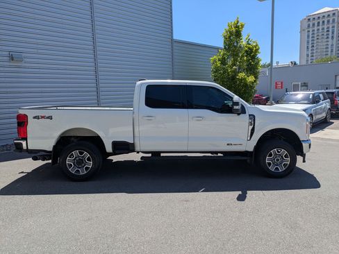 Used 2023 Ford F350 Lariat w/ Camper Package AWD/4WD image 2