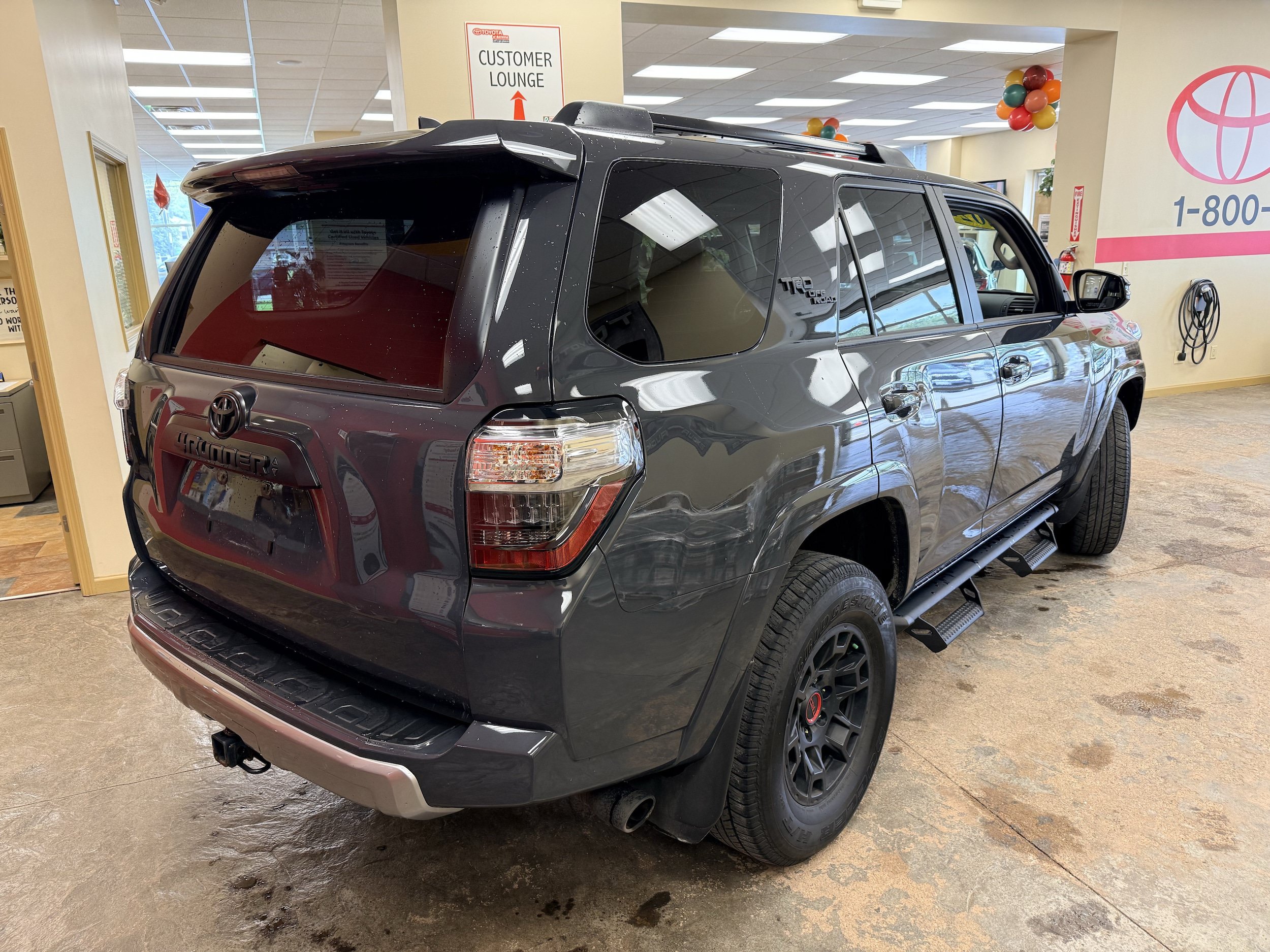 Used 2024 Toyota 4Runner TRD Off-Road Premium w/ TRD Black Wheel Package (TMS) AWD/4WD image 11