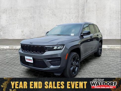 New 2025 Jeep Grand Cherokee 4WD image 7