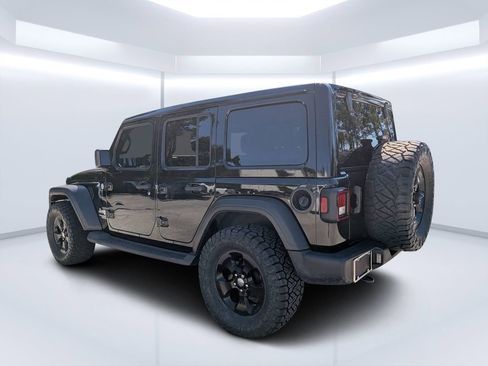 Used 2021 Jeep Wrangler Unlimited Sport w/ Sun And Sound Package AWD/4WD image 7