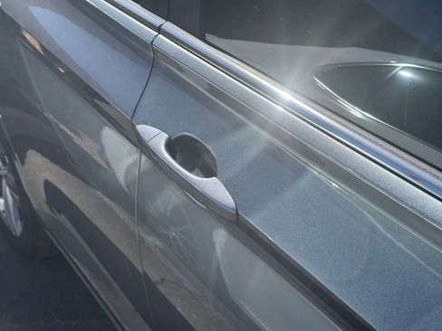 Used 2019 Volkswagen Jetta R-Line w/ R-Line Cold Weather Package image 8